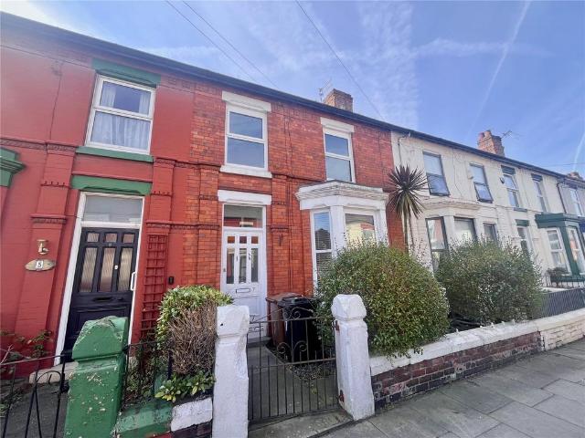4 bedroom terraced house for sale