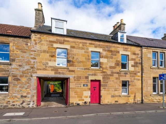 4 bedroom terraced house for sale