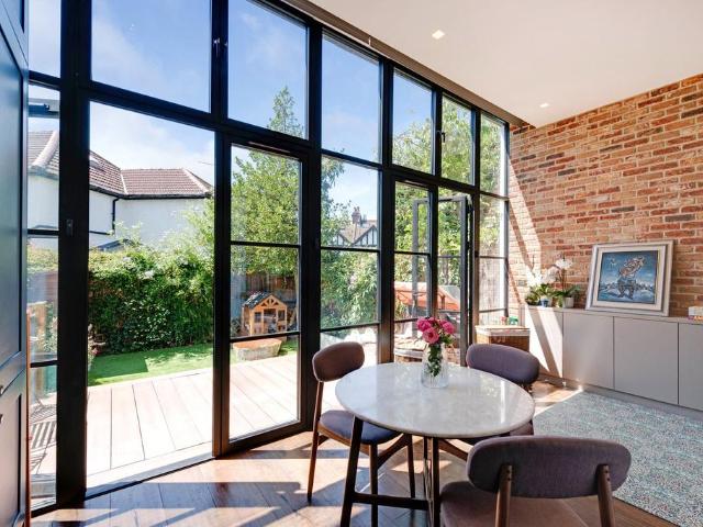4 bedroom terraced house for sale