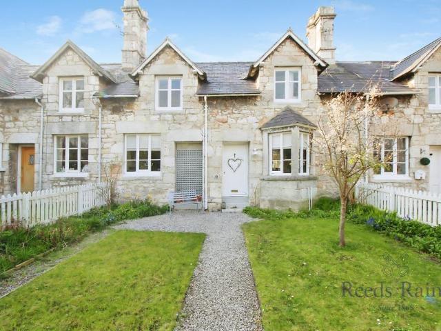 4 bedroom terraced house for sale