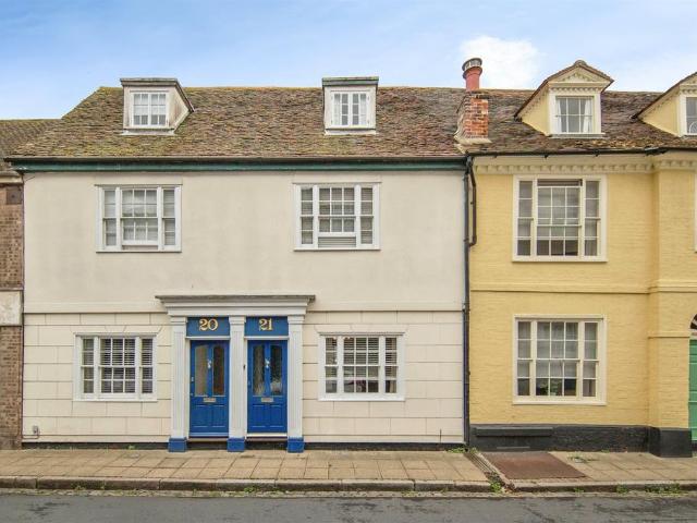 4 bedroom terraced house for sale