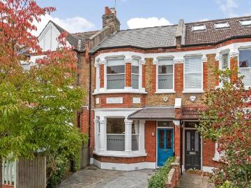 4 bedroom terraced house for sale