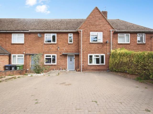 4 bedroom terraced house for sale