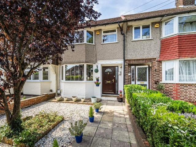 4 bedroom terraced house for sale