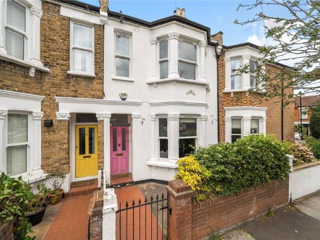 4 bedroom terraced house for sale