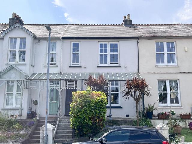 4 bedroom terraced house for sale