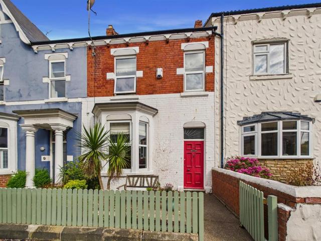 4 bedroom terraced house for sale