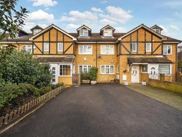 4 bedroom terraced house for sale