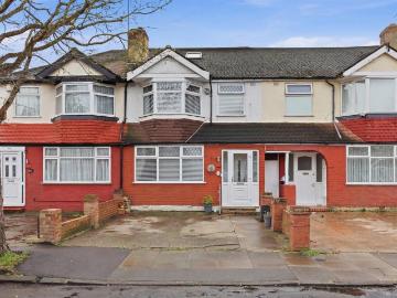 4 bedroom terraced house for sale
