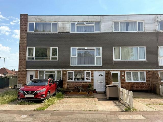 4 bedroom terraced house for sale