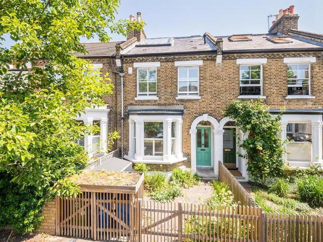 4 bedroom terraced house for sale