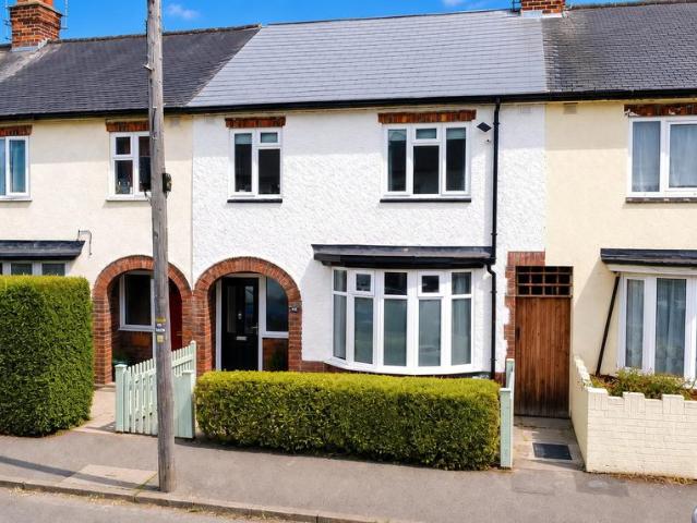 4 bedroom terraced house for sale