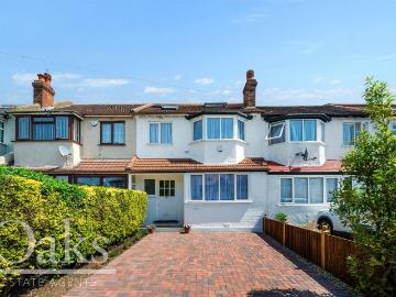 4 bedroom terraced house for sale