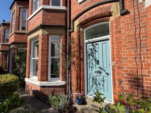4 bedroom terraced house for sale
