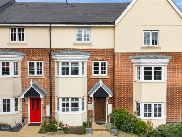 4 bedroom terraced house for sale