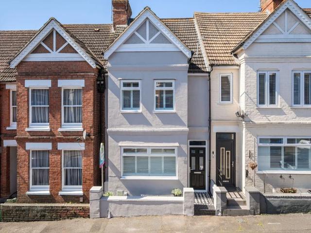 4 bedroom terraced house for sale