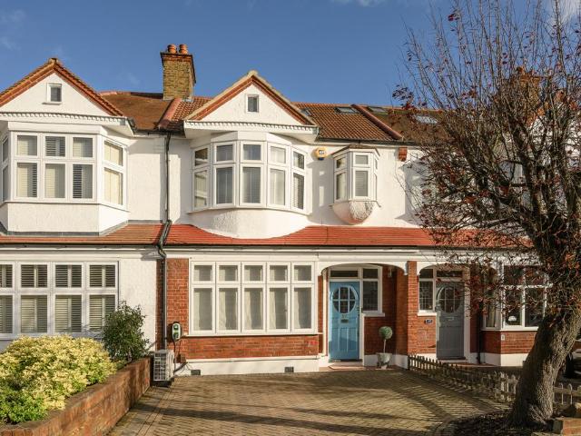 4 bedroom terraced house for sale