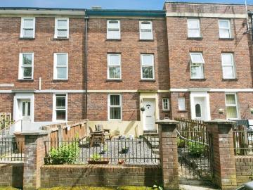 4 bedroom terraced house for sale