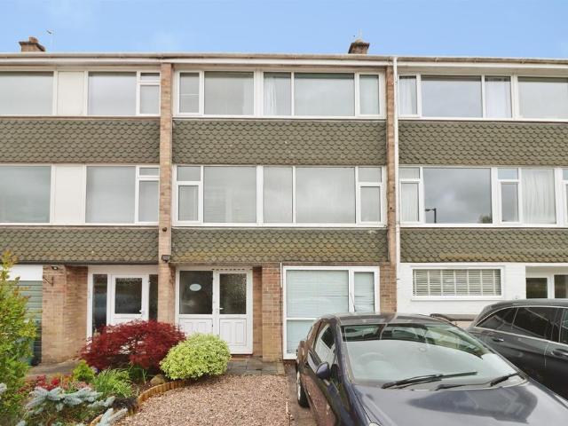 4 bedroom terraced house for sale