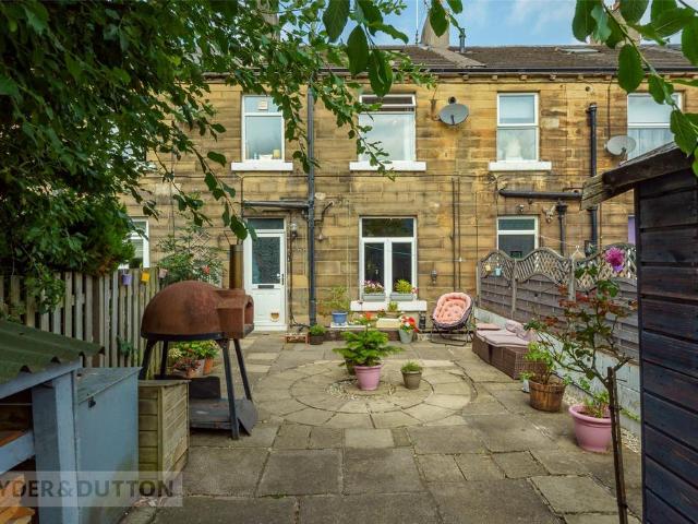 4 bedroom terraced house for sale