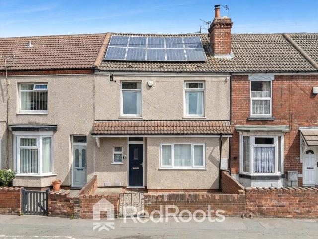 4 bedroom terraced house for sale