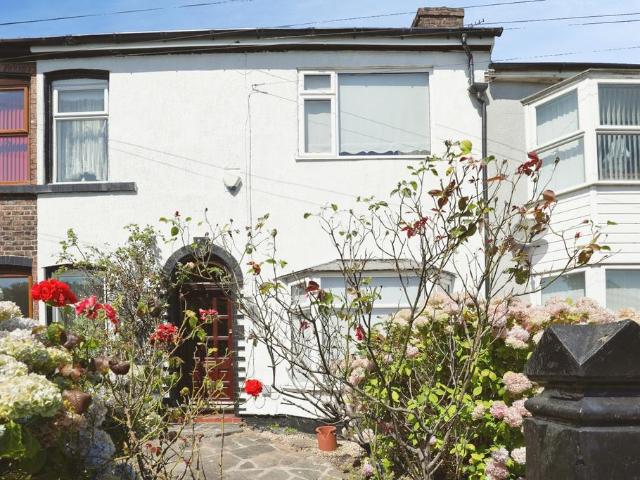 4 bedroom terraced house for sale