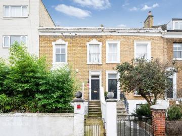4 bedroom terraced house for sale