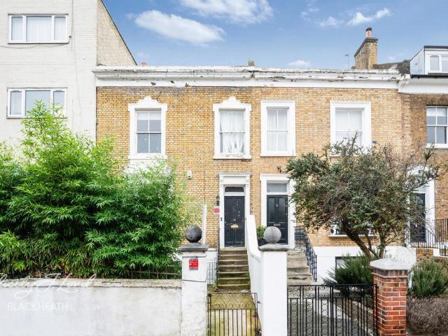 4 bedroom terraced house for sale