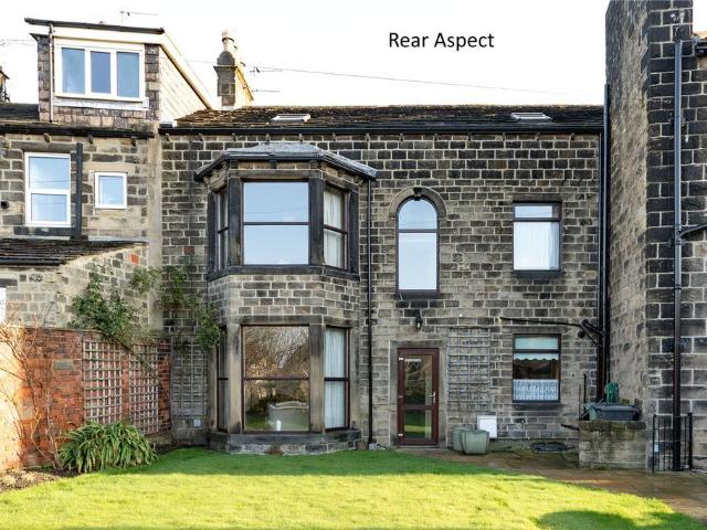 4 bedroom terraced house for sale