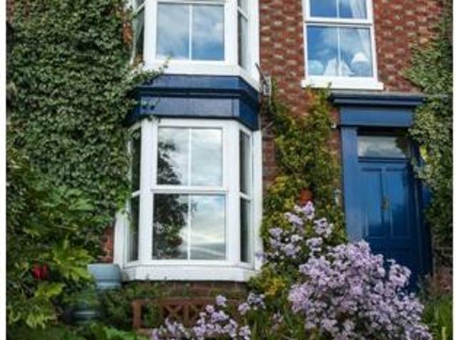 4 bedroom terraced house for sale