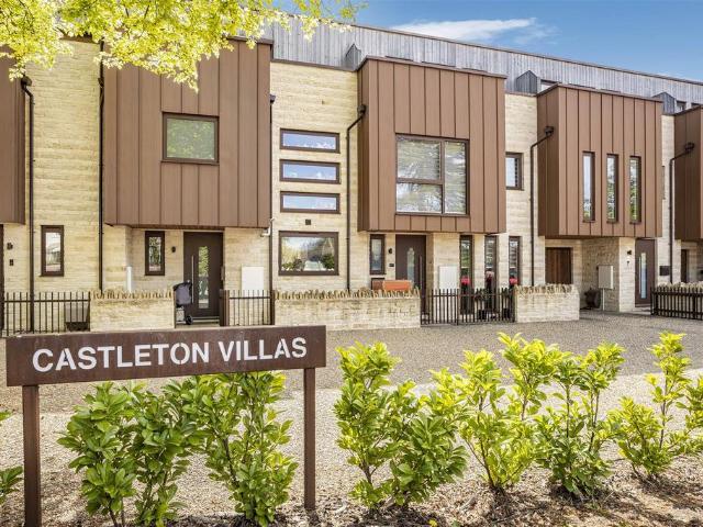 4 bedroom terraced house for sale