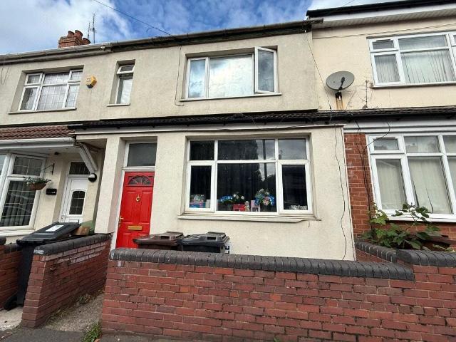 4 bedroom terraced house for sale