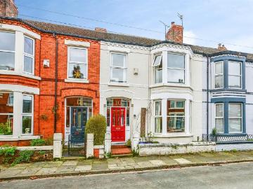 4 bedroom terraced house for sale