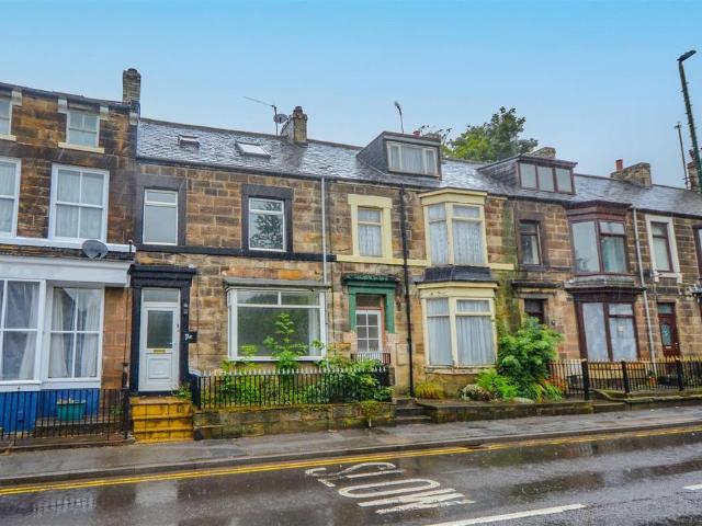 4 bedroom terraced house for sale