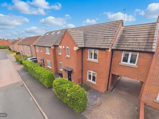 4 bedroom terraced house for sale