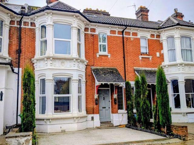 4 bedroom terraced house for sale