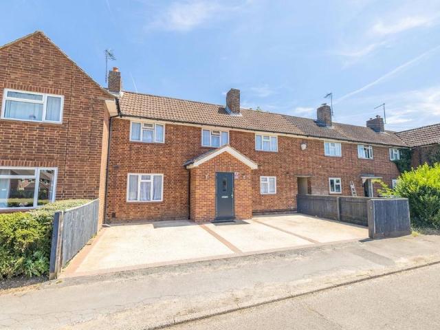 4 bedroom terraced house for sale