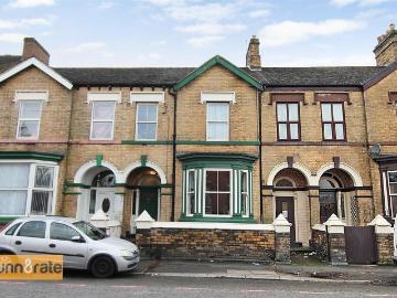 4 bedroom terraced house for sale