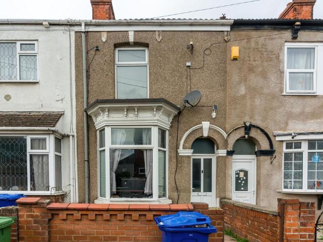 4 bedroom terraced house for sale