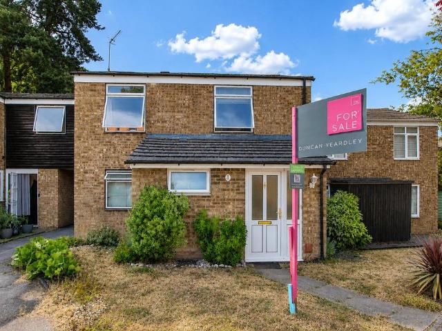 4 bedroom terraced house for sale