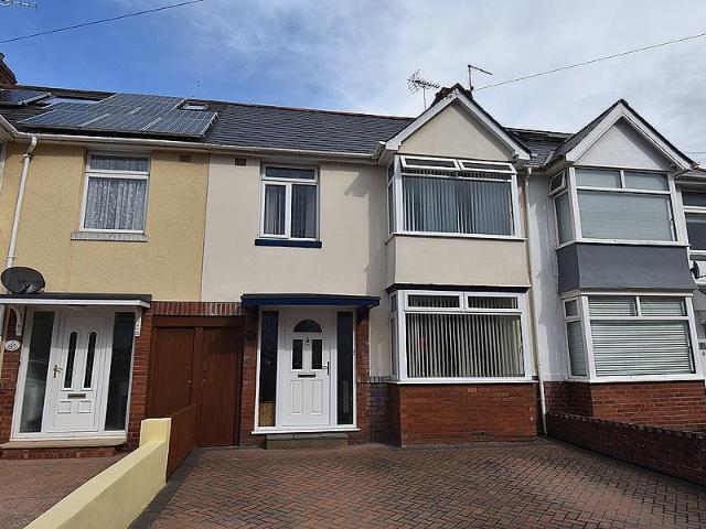 4 bedroom terraced house for sale