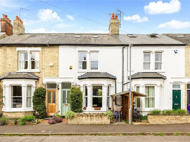 4 bedroom terraced house for sale