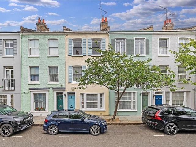 4 bedroom terraced house for sale