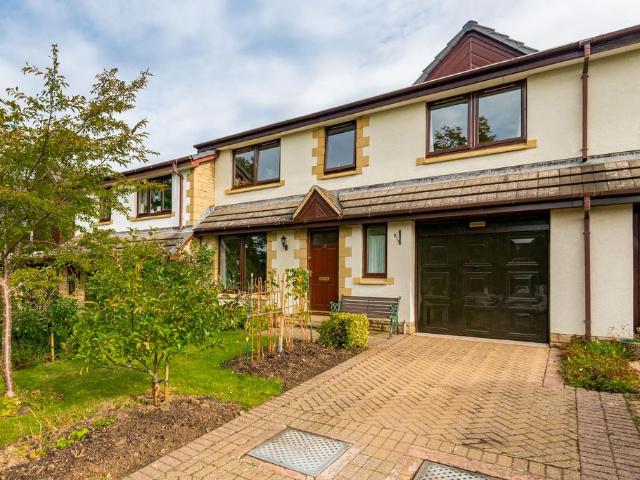 4 bedroom terraced house for sale