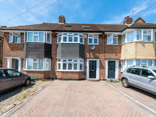 4 bedroom terraced house for sale