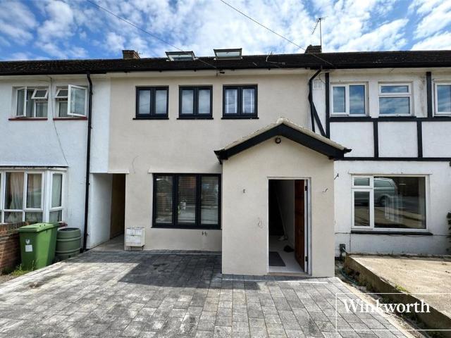 4 bedroom terraced house for sale