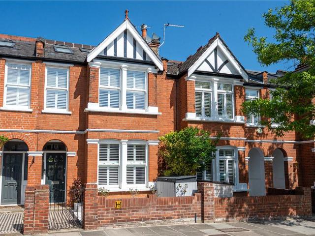 4 bedroom terraced house for sale