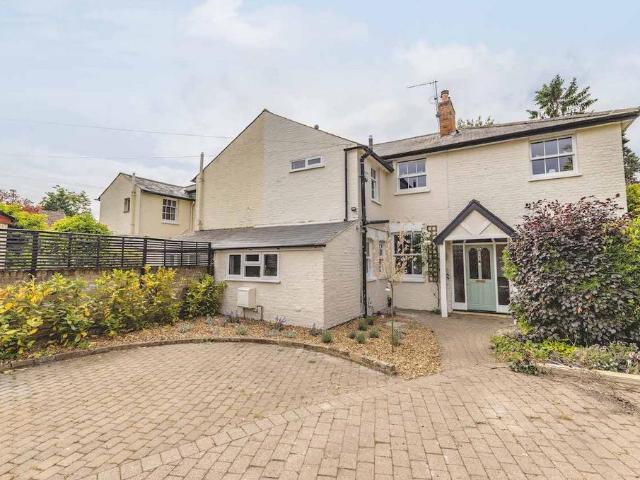 4 bedroom terraced house for sale