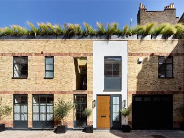 4 bedroom terraced house for sale