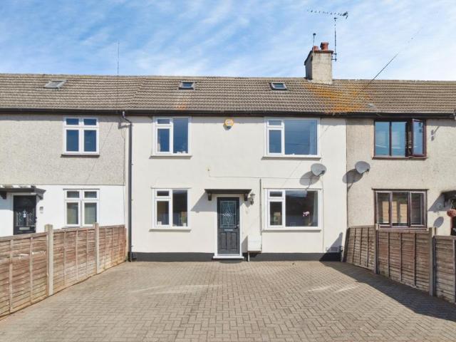 4 bedroom terraced house for sale